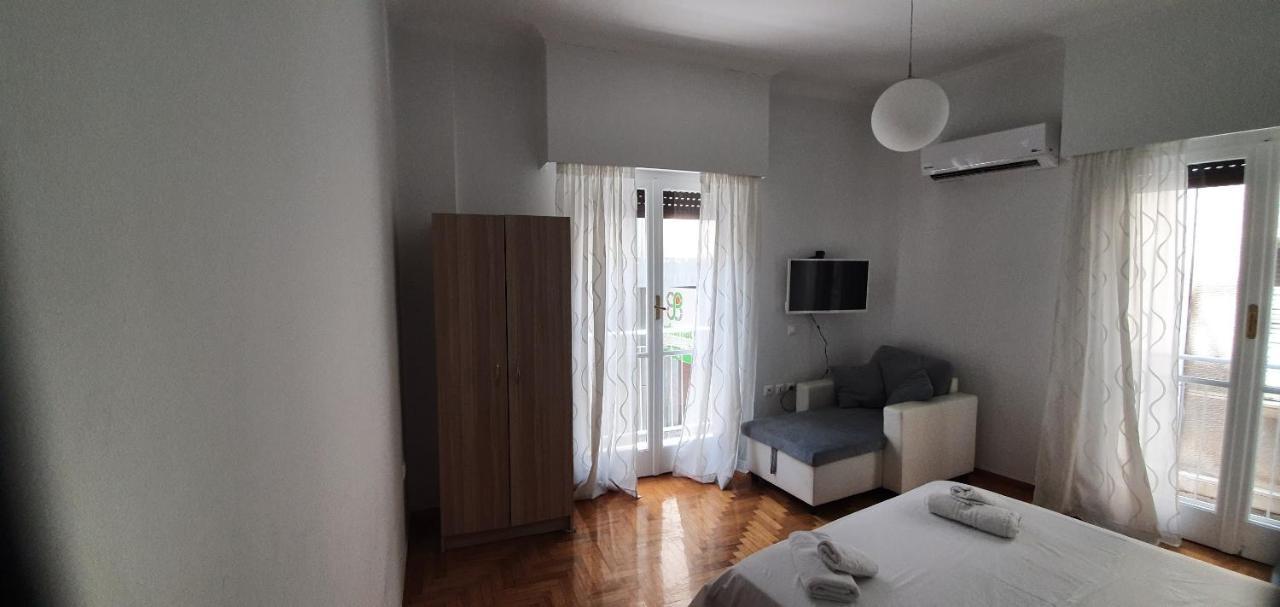 Beautiful Renovated Flat In Athens Exterior photo