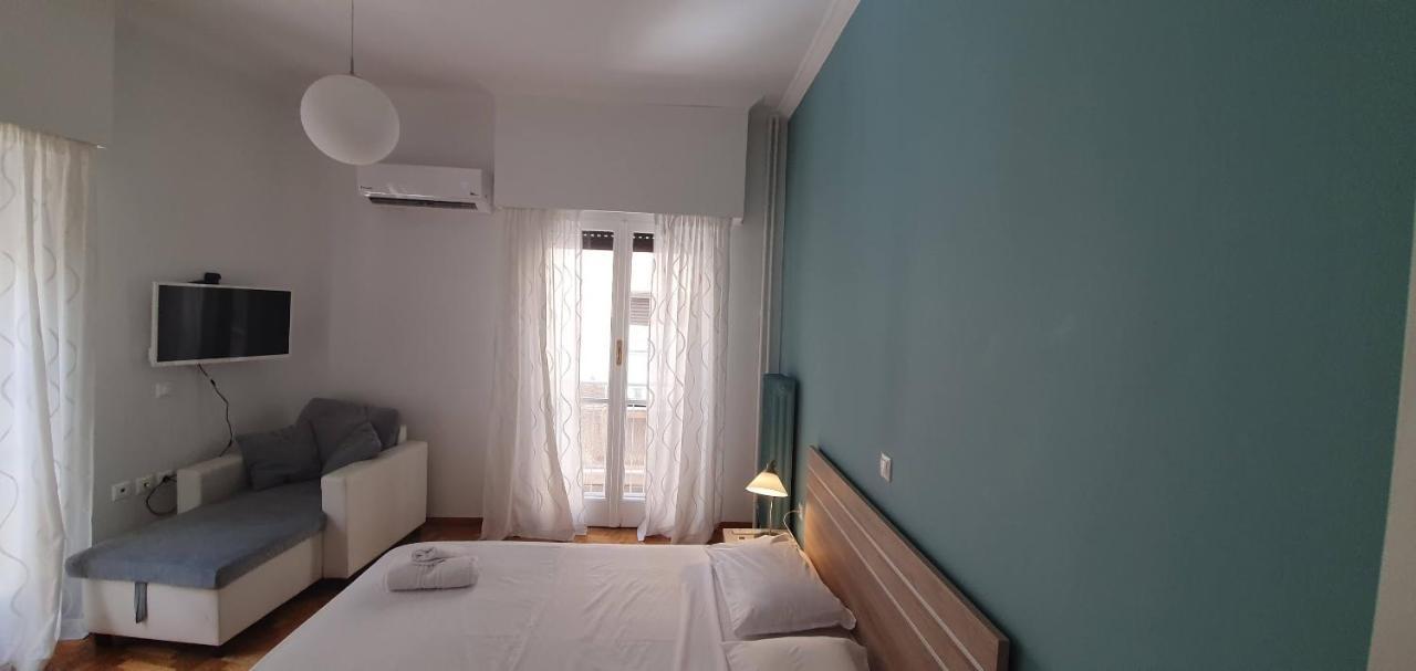 Beautiful Renovated Flat In Athens Exterior photo