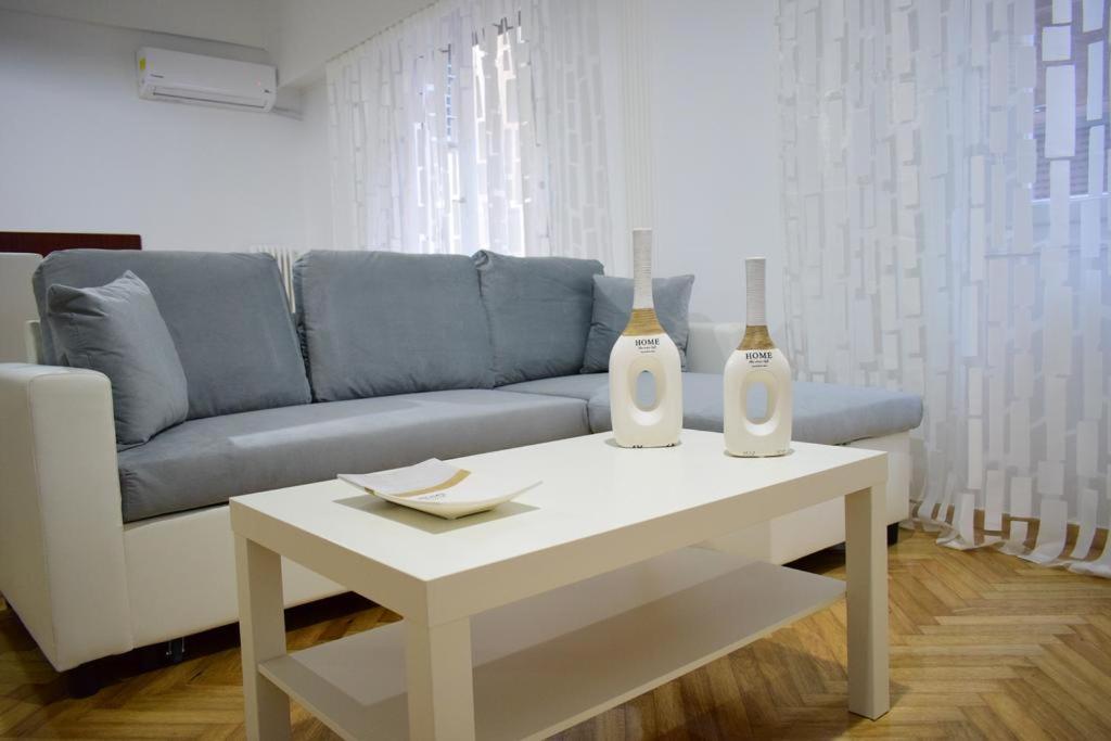 Beautiful Renovated Flat In Athens Exterior photo